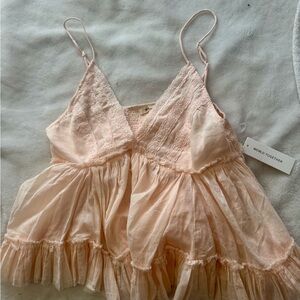 BOHO Light Peach Ruffle Camisole Spaghetti Strap (adjustable) Large NWT